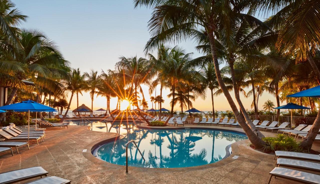 Cheeca Lodge & Spa Islamorada Ngoại thất bức ảnh The pool at the Boca Raton Resort