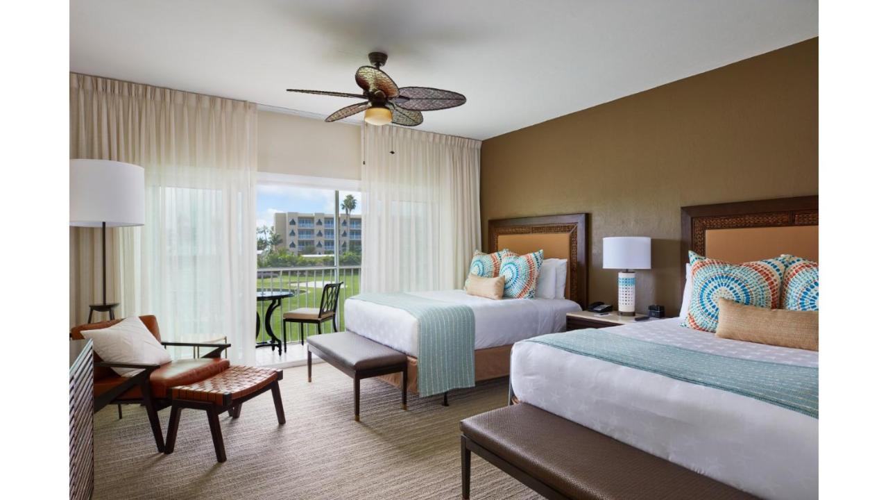 Cheeca Lodge & Spa Islamorada Ngoại thất bức ảnh A guest room at the Hilton Orlando Lake Buena Vista